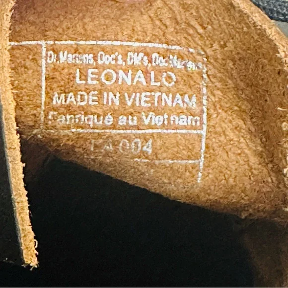 Dr. Martens Leona Lug Sole Platform Derby - Picture 6 of 8